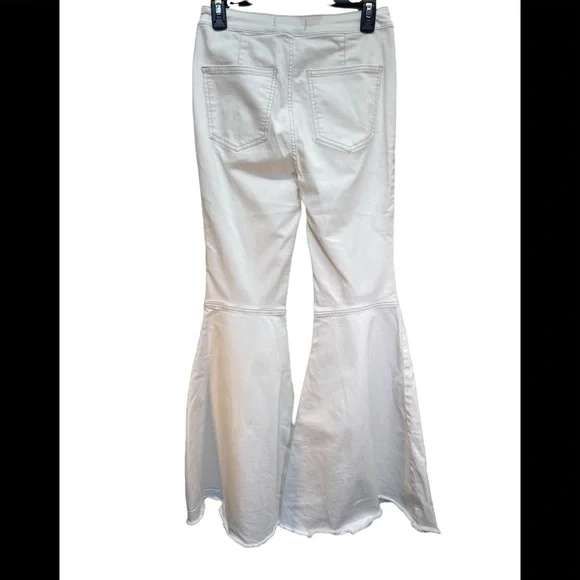 We the Free Just Float On Flare Jeans - Picture 7 of 9